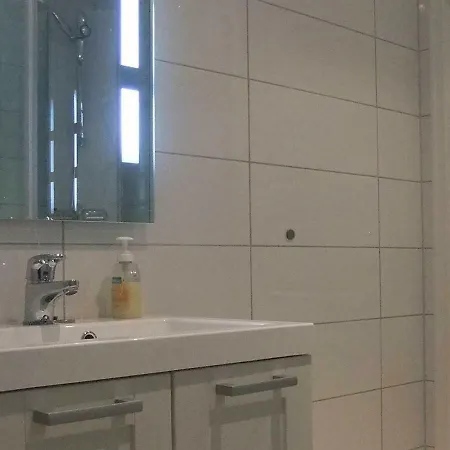 Four-bedroom In Gursken 3 Holiday home Larsnes